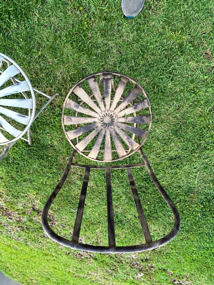 Francois Carre Strap Iron Folding Chairs – Set of 3