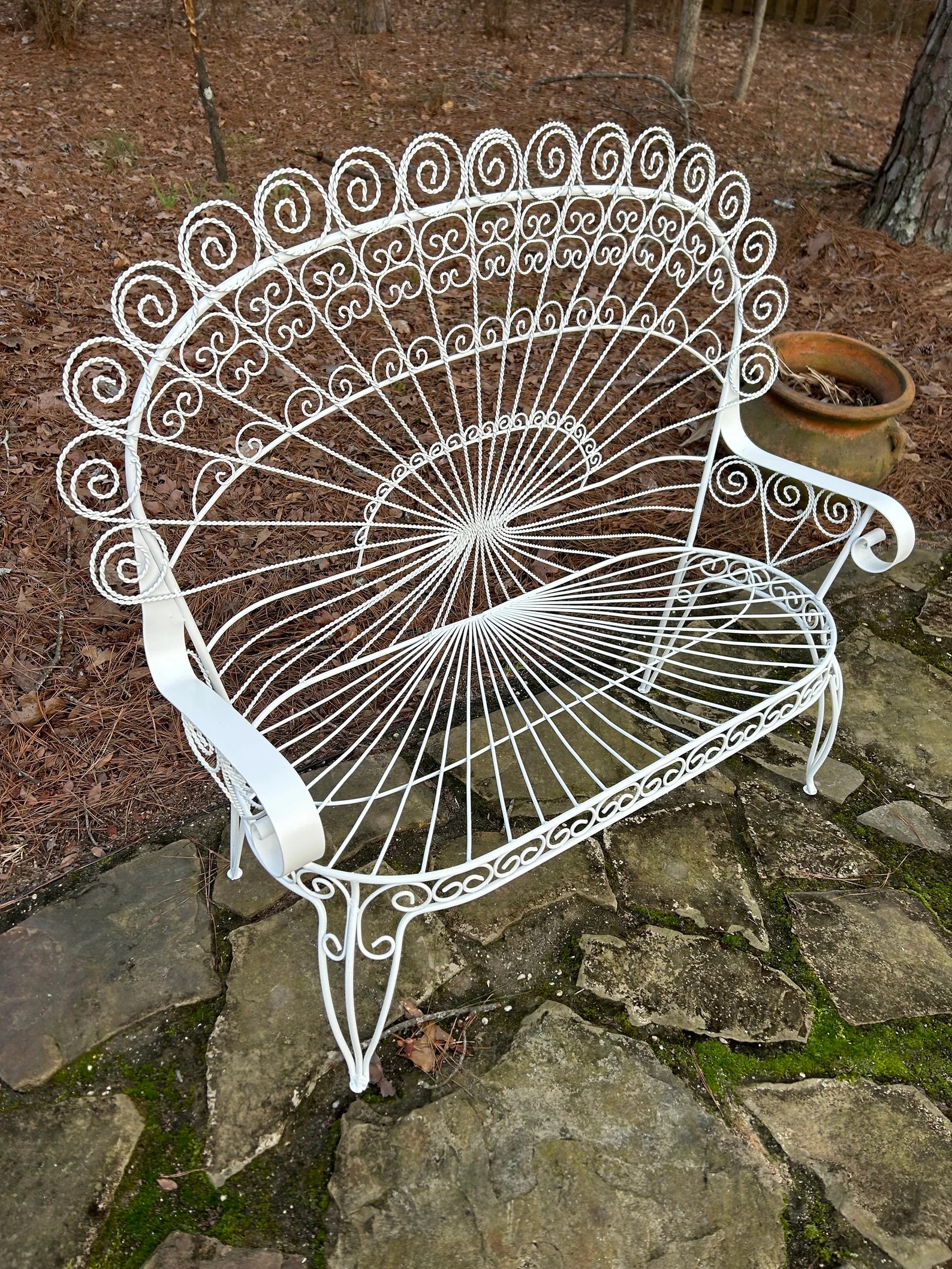 Salterini Style Outdoor Bench (White)